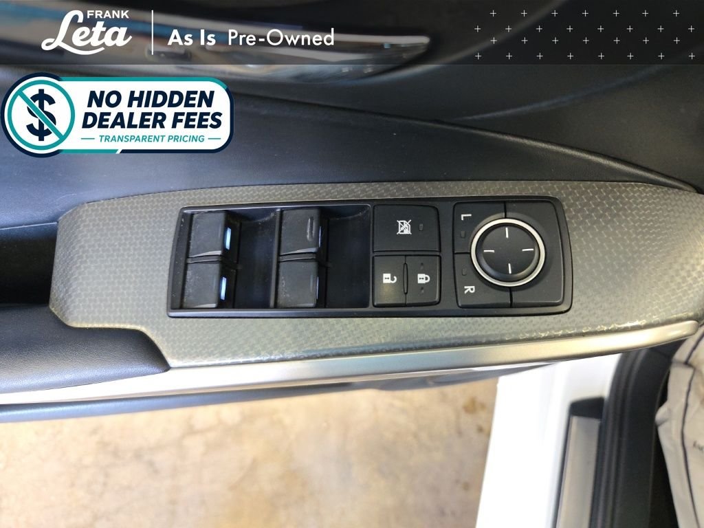 Used 2016 Ultra White Lexus  image 22