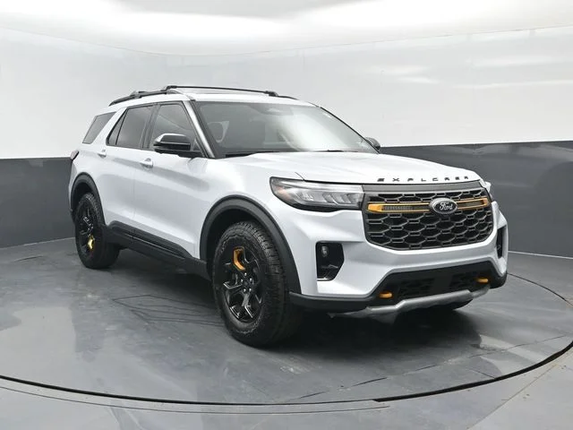 New 2026 White Ford Tremor image 2