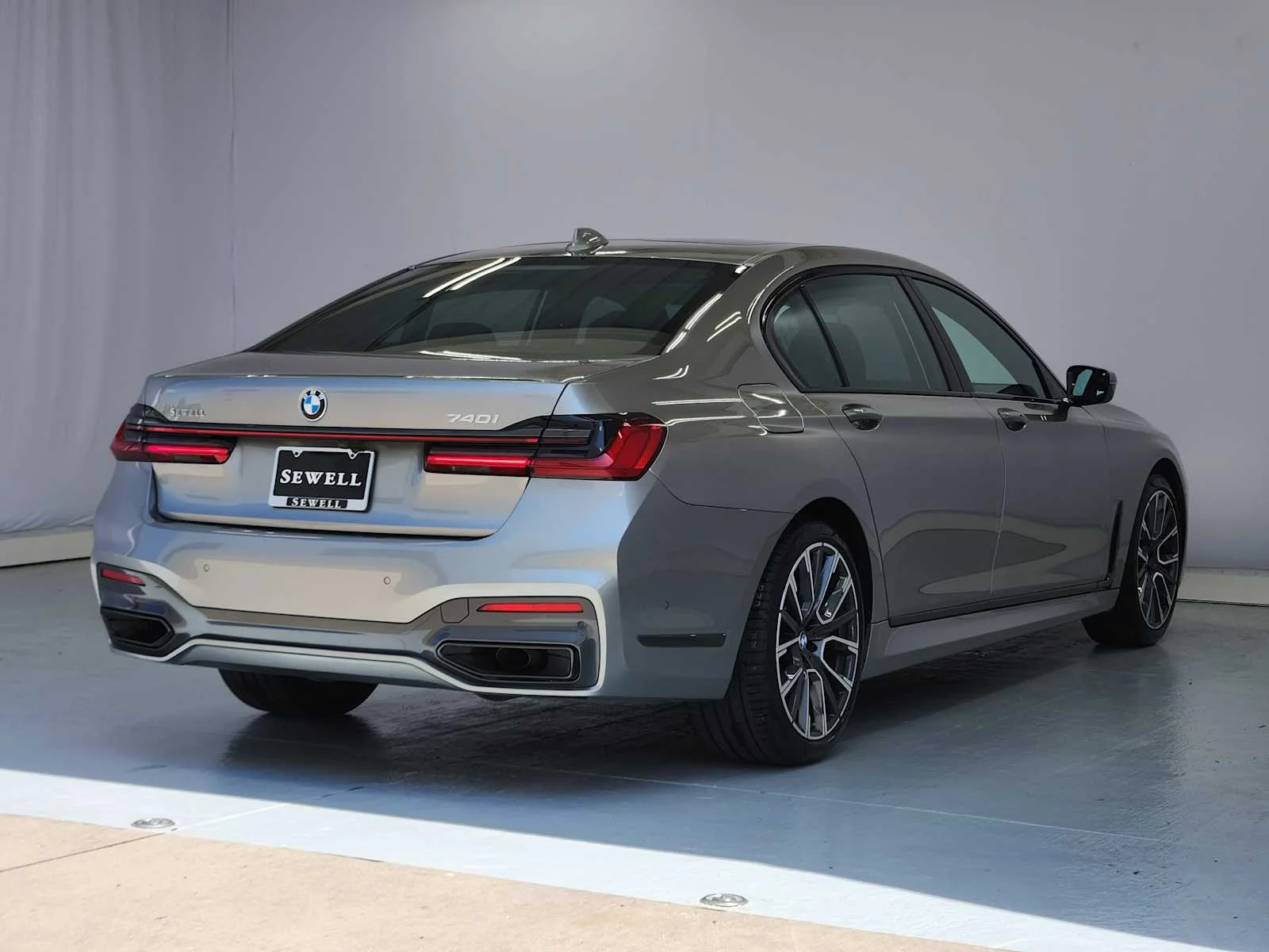 Certified Used 2022 Donington Grey Metallic BMW 740i image 4