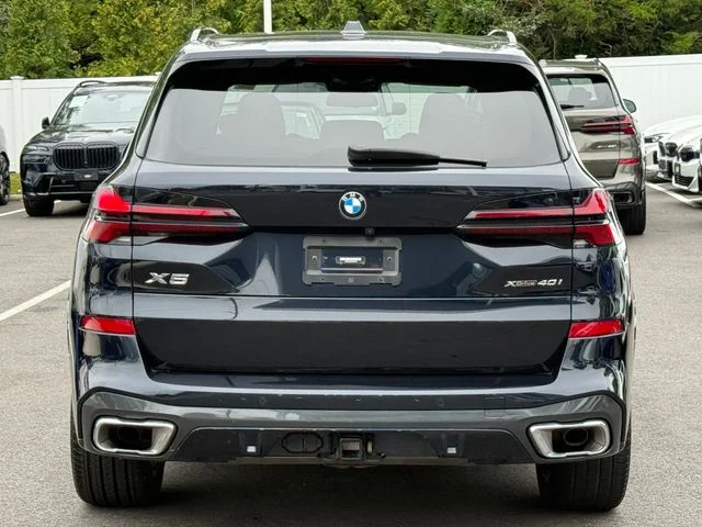 Certified Used 2024 Carbon Black Metallic BMW xDrive40i image 5
