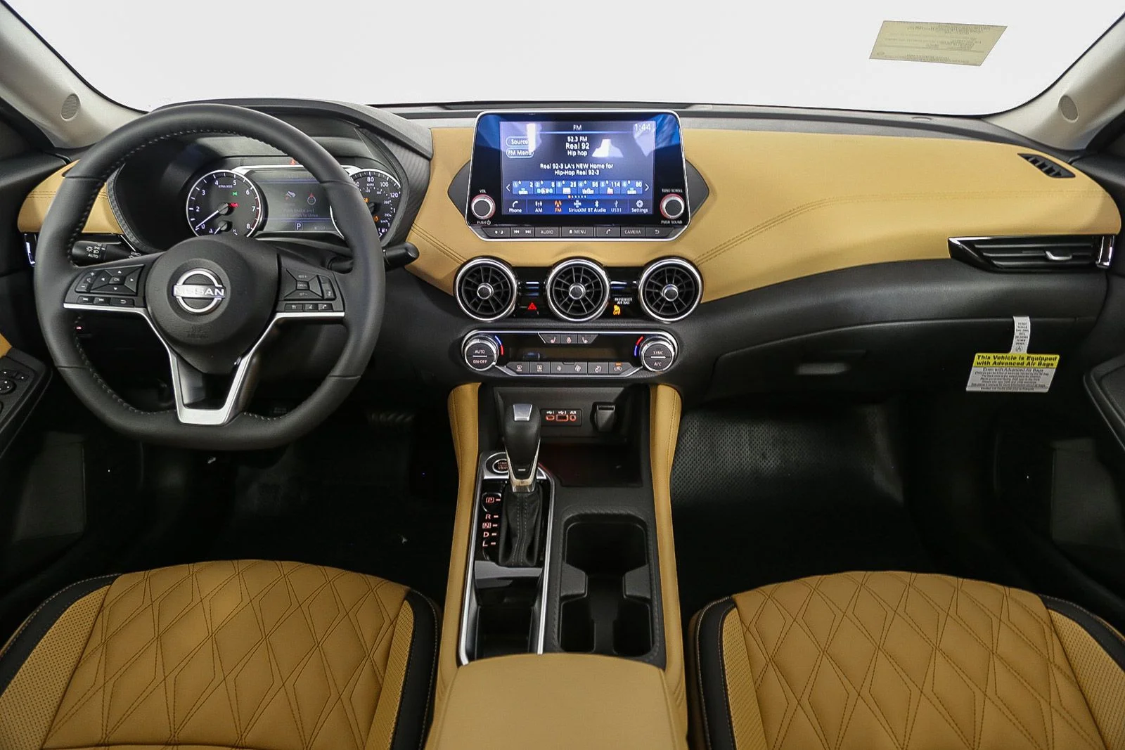 Used 2025 White Nissan SV w/ PREMIUM PKG image 12