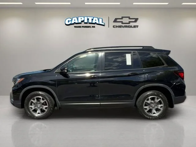 Used 2023 Black Honda AWD TrailSport image 3