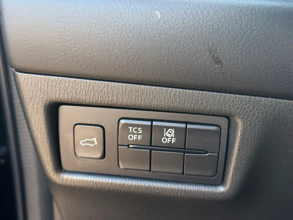 Used 2020 Black Mazda Grand Touring image 18