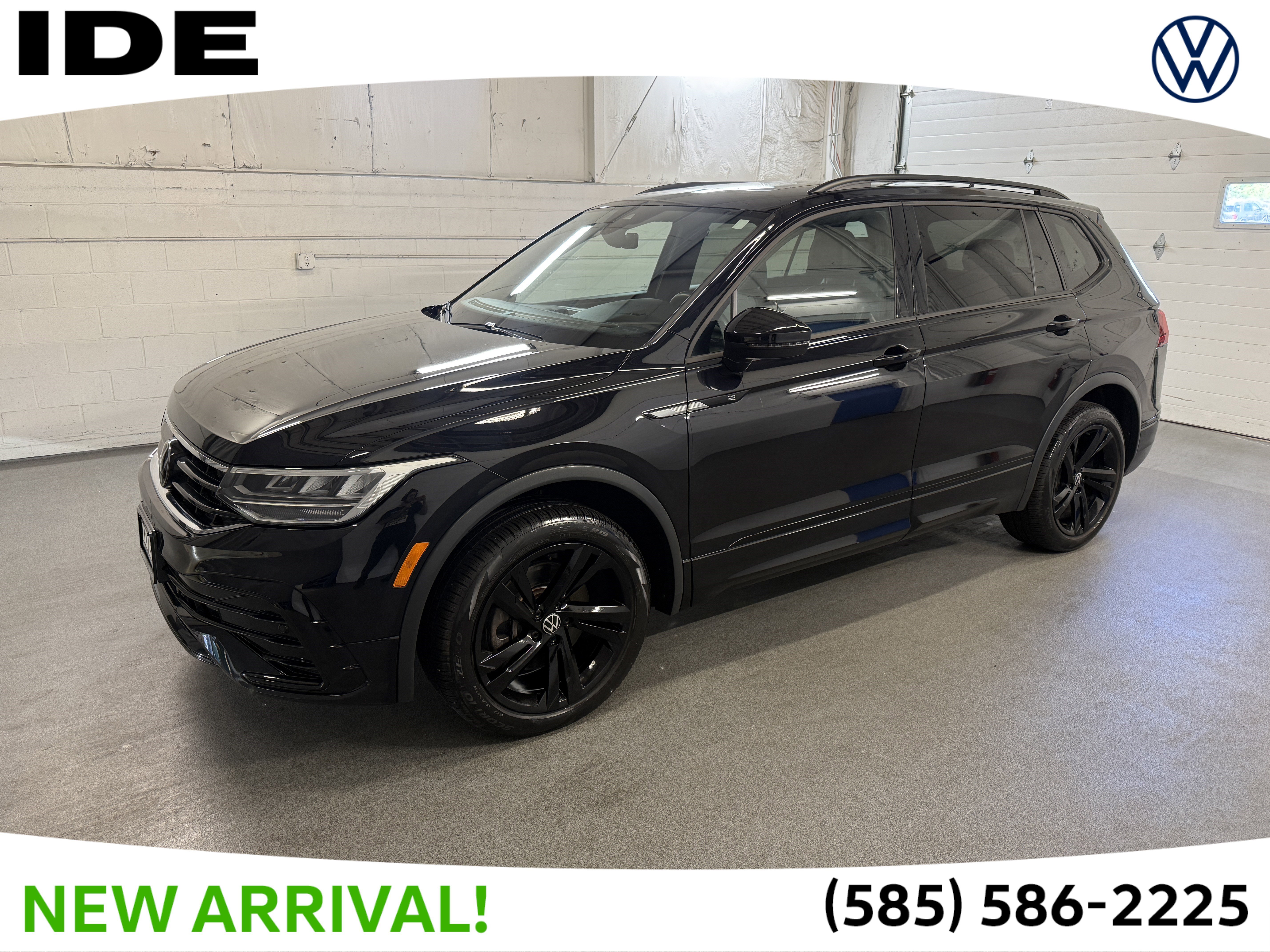 2024 Volkswagen Tiguan 2.0T SE R-Line Black 4Motion's photo