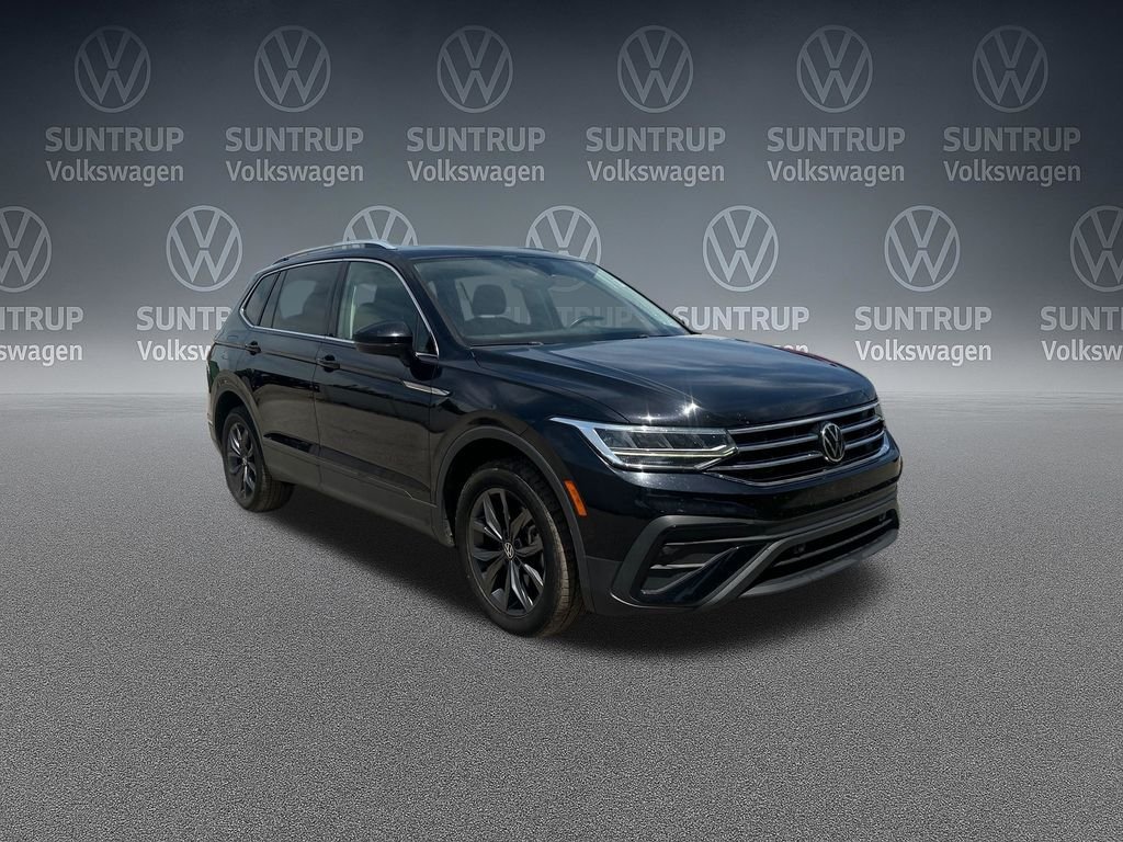 Used 2023 Black Volkswagen 2.0T SE image 39