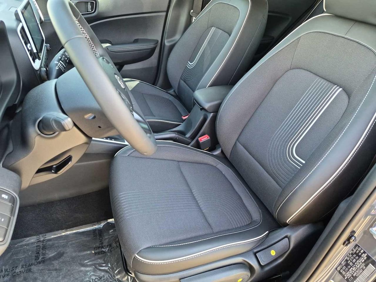 2026 Hyundai Venue SEL - Photo 16