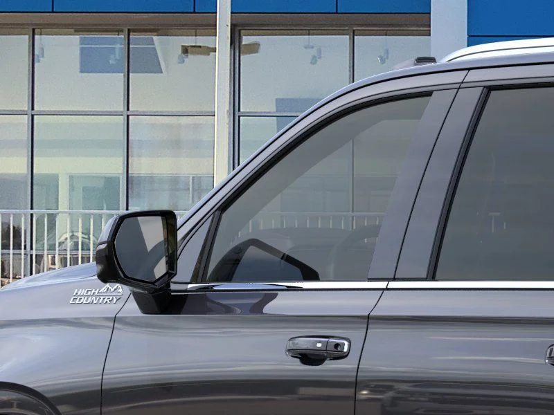 2026 Chevrolet Suburban High Country - Photo 12