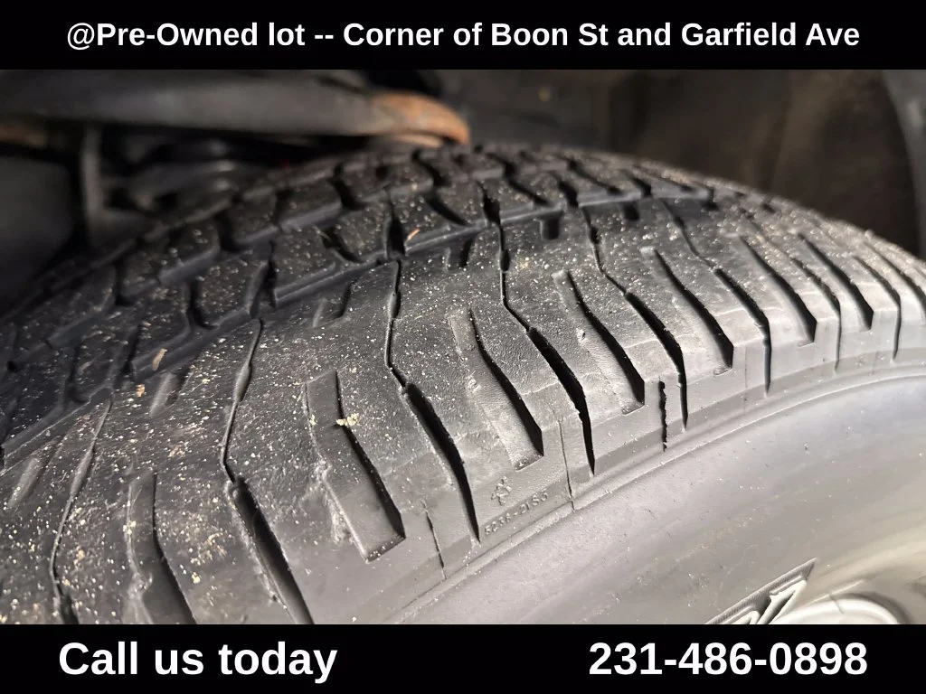 Used 2010 Black Toyota SR5 image 12