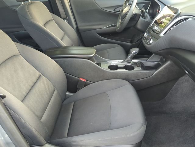 Used 2024 Sterling Gray Metallic Chevrolet LT image 27