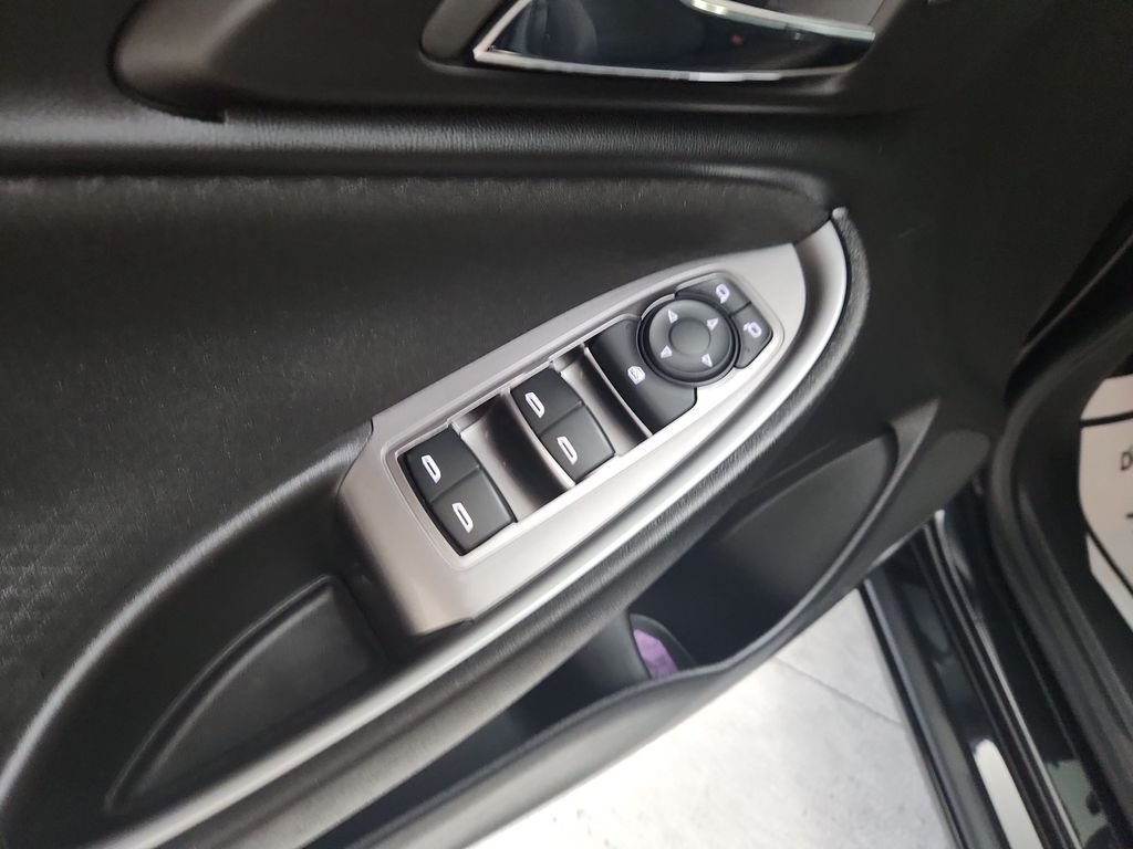 2023 Chevrolet Malibu 1LS - Photo 17