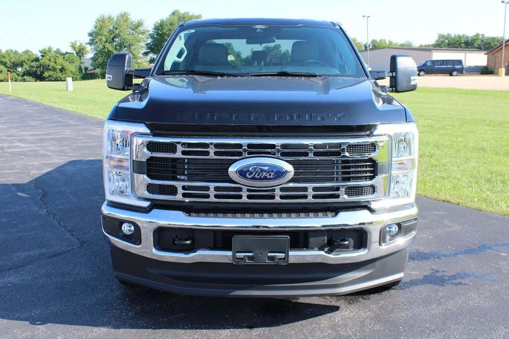 New 2026 Agate Black Metallic Ford F-250® XLT image 2