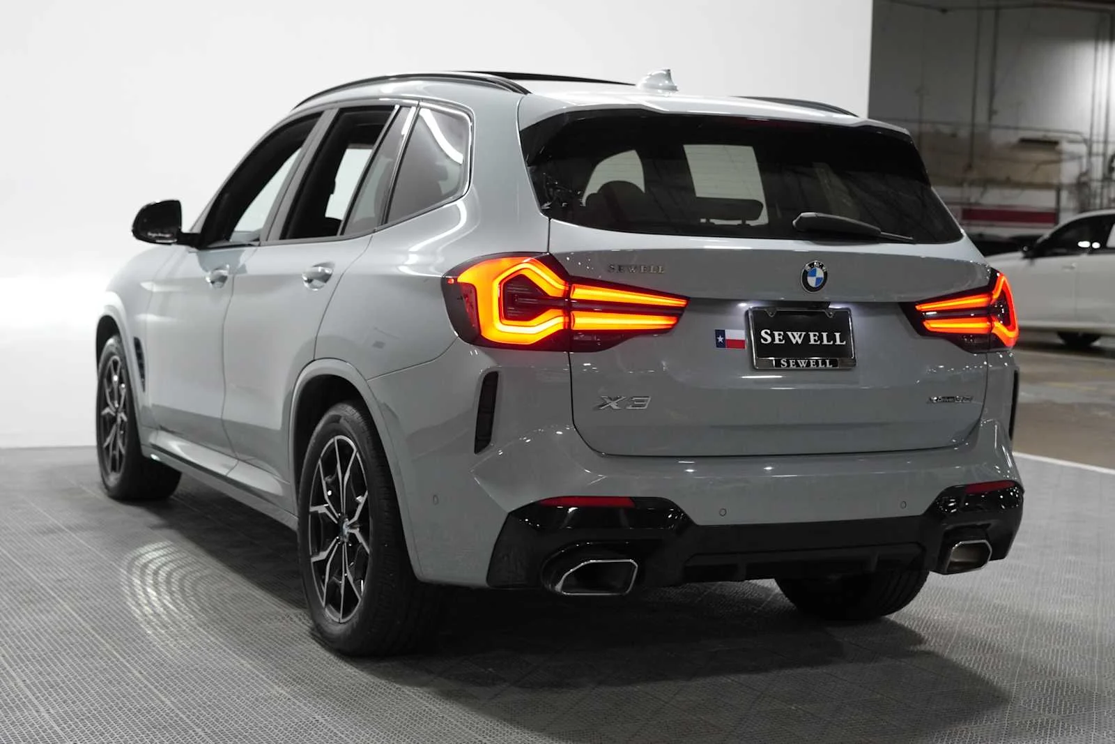 Certified Used 2023 Brooklyn Grey Metallic BMW xDrive30i image 6