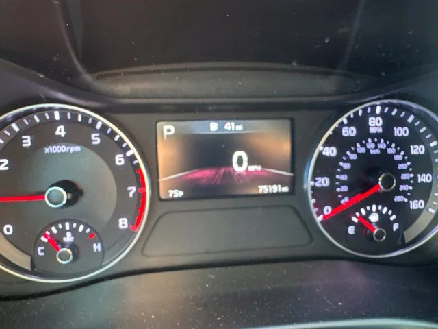 Used 2024 Black Kia LX image 14