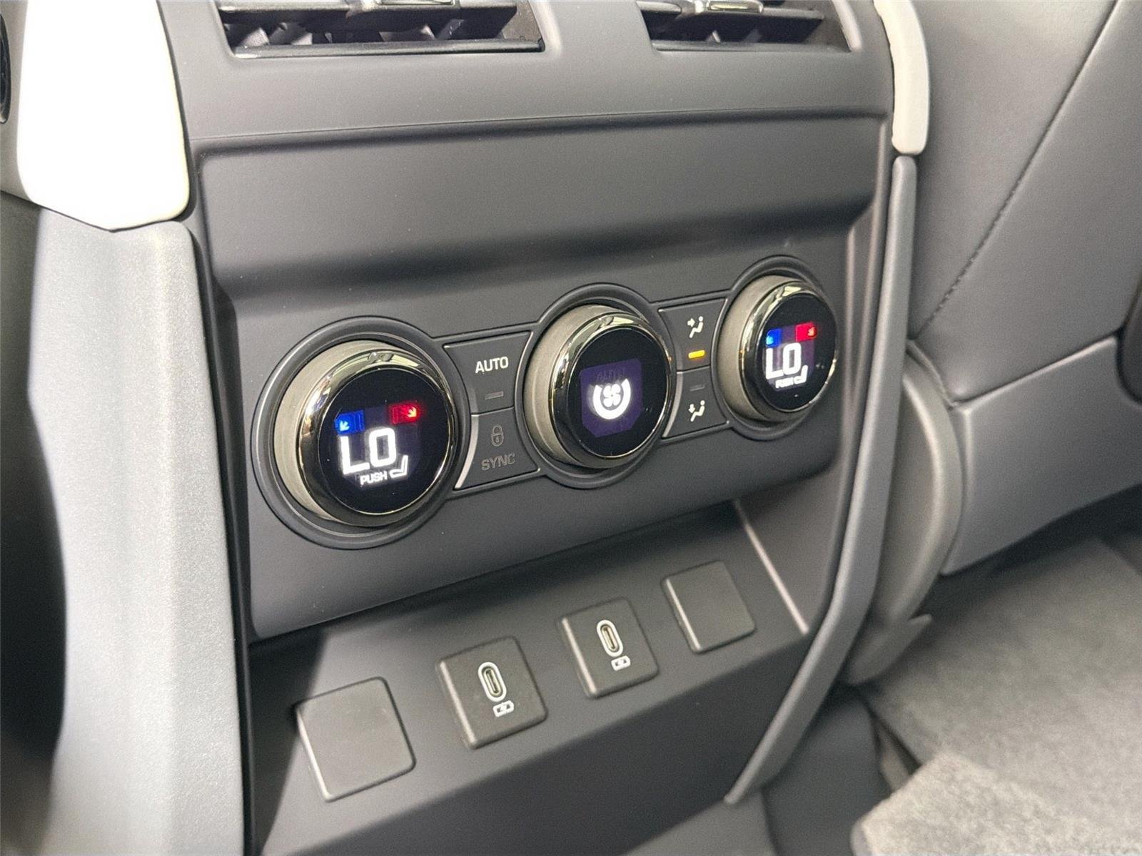 New 2026 Sargasso Blue LAND ROVER  OCTA image 25