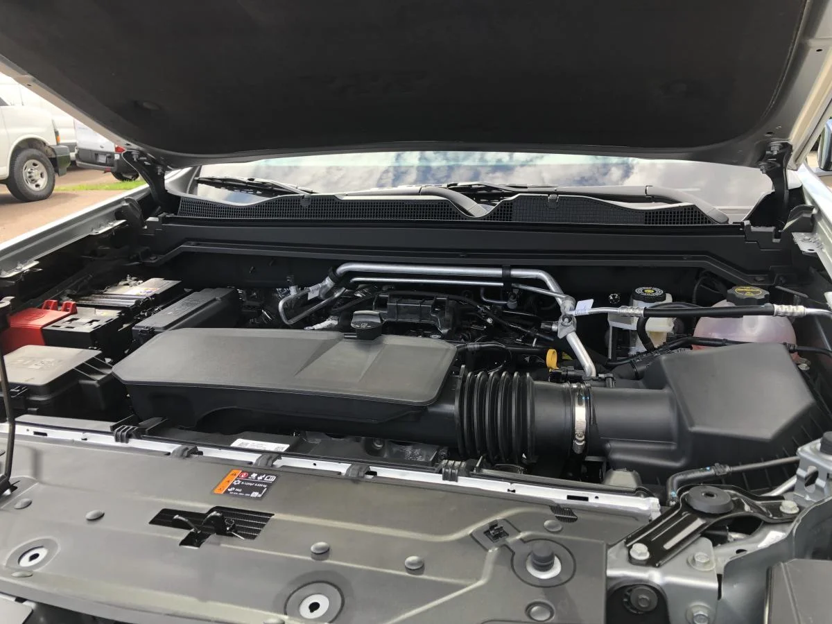 New 2026 Grey Chevrolet 4wd Crew Cab Trail image 20