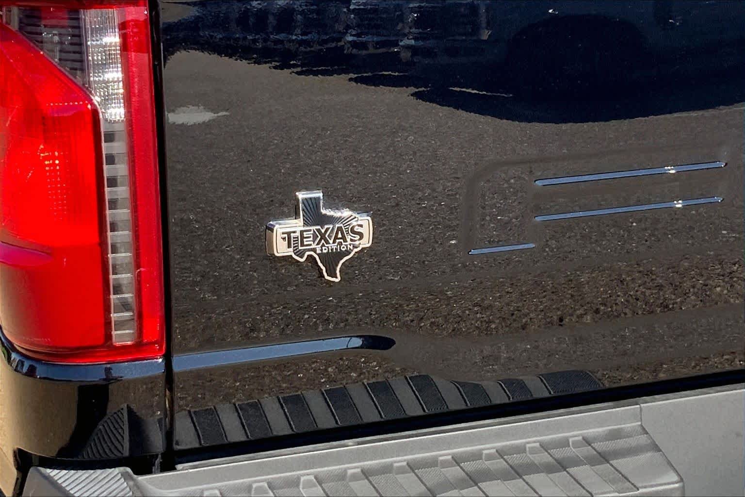 Certified Used 2026 Agate Black Metallic Ford XLT image 10