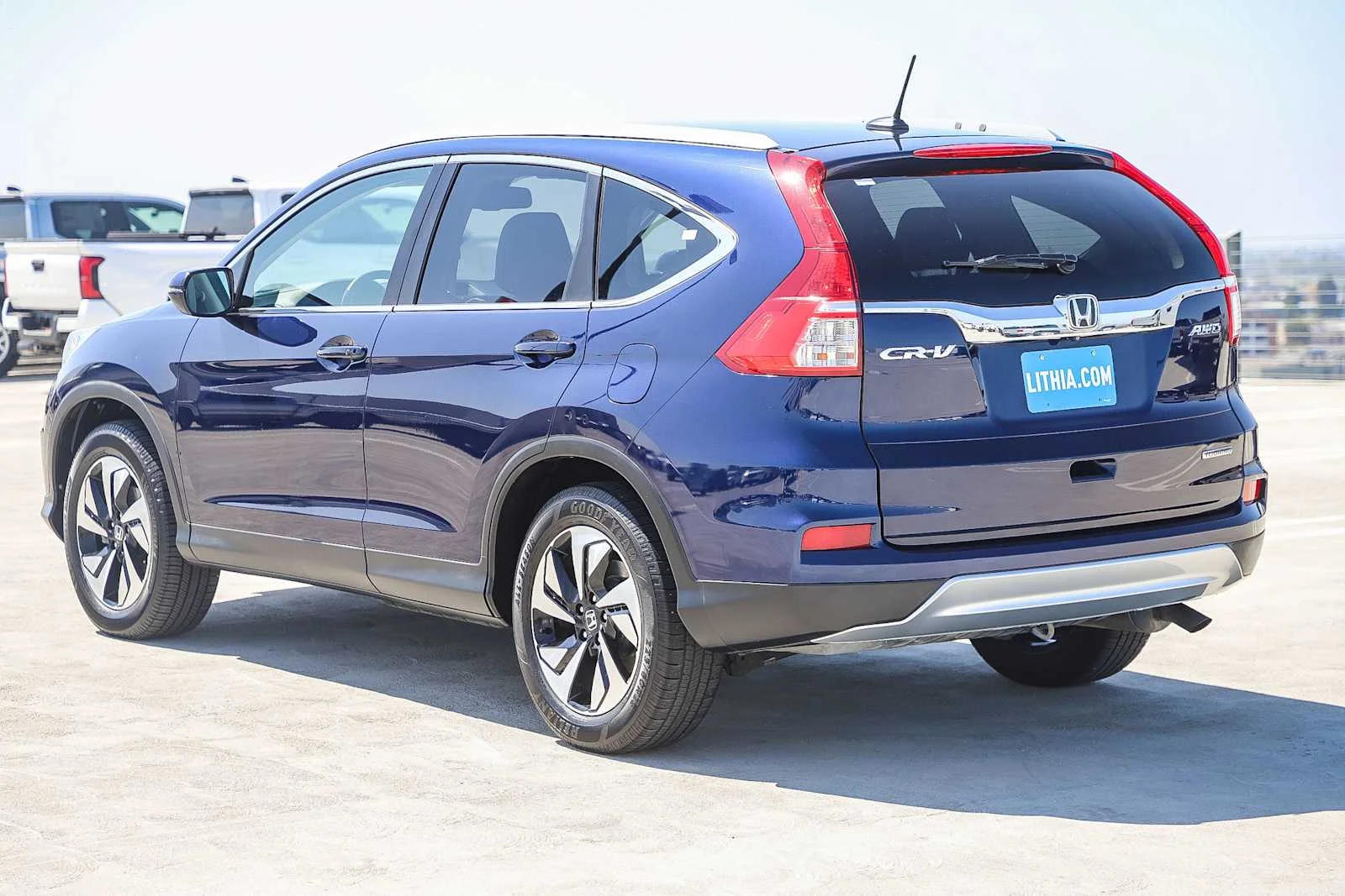 Used 2016 Blue Honda Touring image 8