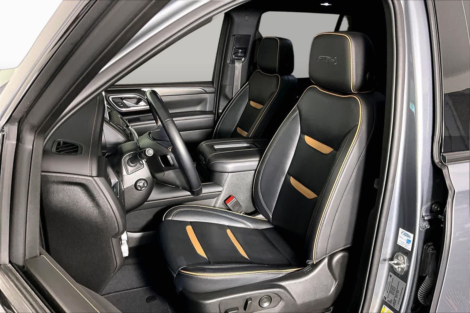 2022 GMC Yukon AT4 - Photo 8