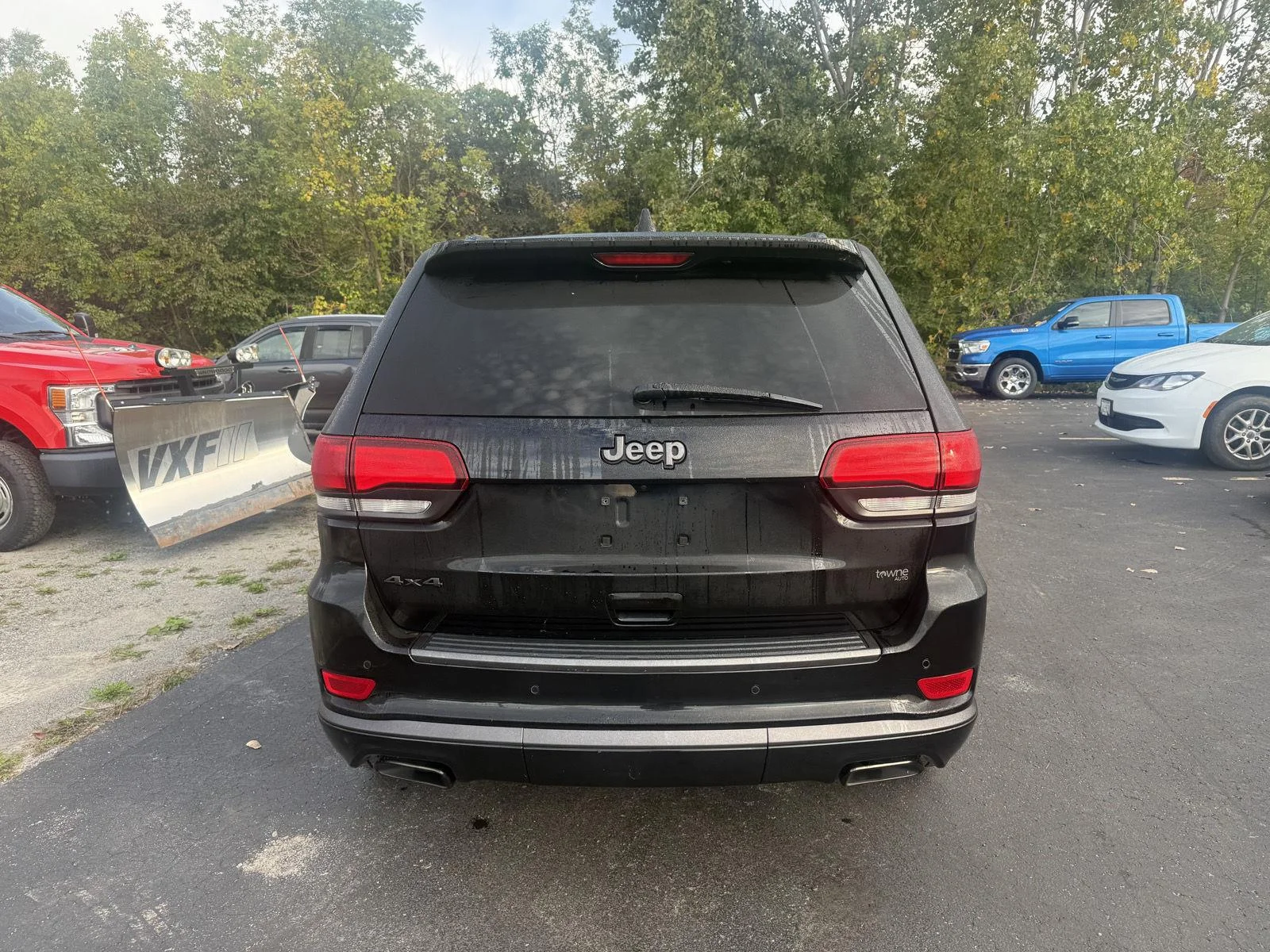 Used 2020 Diamond Black Crystal Pearlcoat Jeep High Altitude image 13