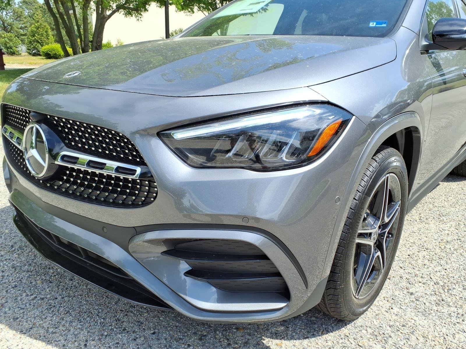 New 2026 Mountain Grey Metallic Mercedes-Benz GLA 250 image 2