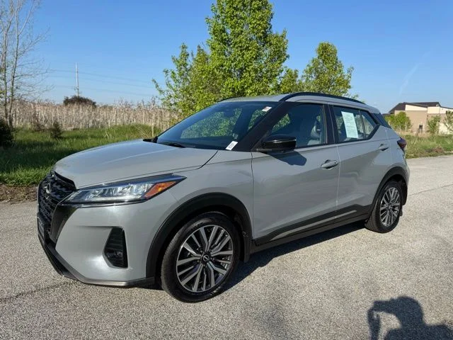 2023 Nissan Kicks 1.6 SR's photo