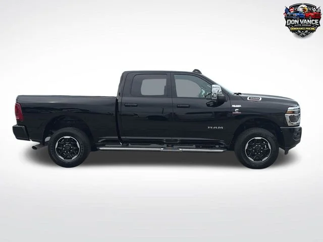 Used 2026 Black Ram Laramie image 7