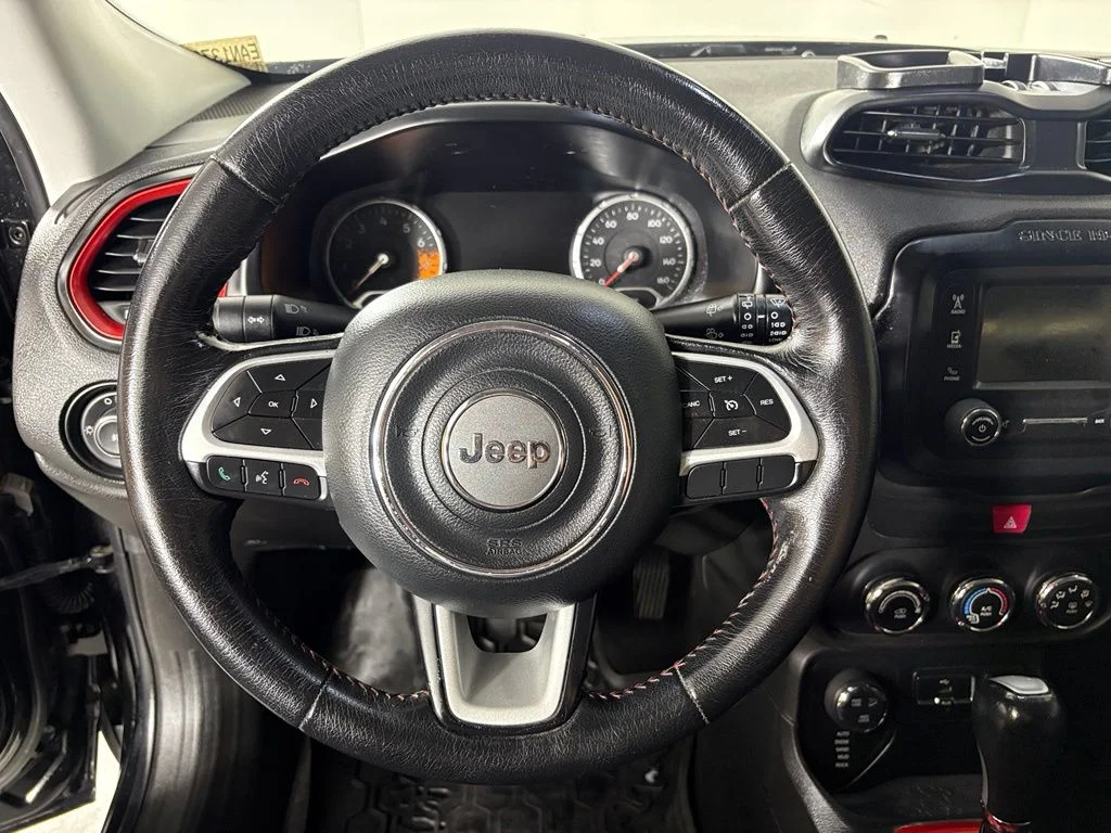 Used 2016 Black Jeep Trailhawk image 23