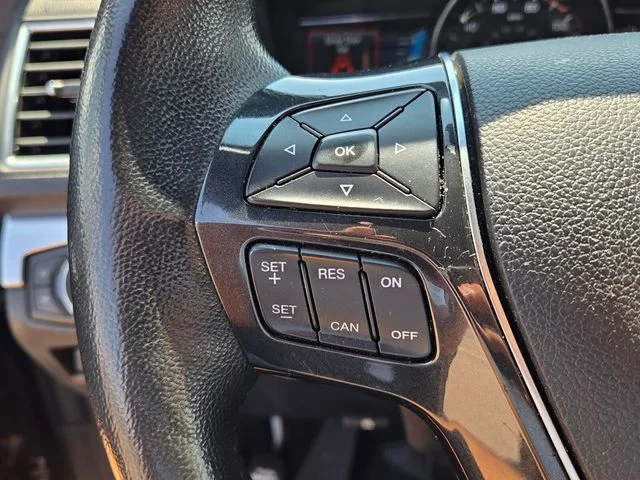 Used 2018 Gray Ford Limited image 25
