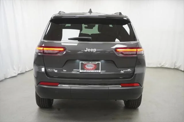 New 2026 Baltic Gray Metallic Clear-Coat Exterior Paint Jeep Laredo X image 10