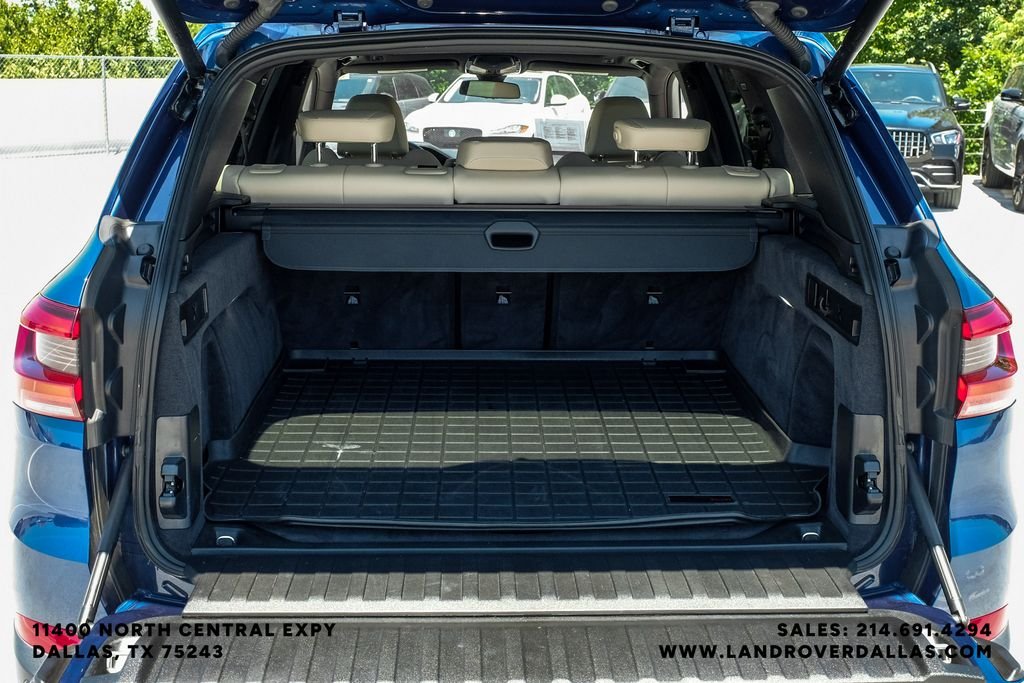 Used 2022 Blue Metallic BMW sDrive40i image 56