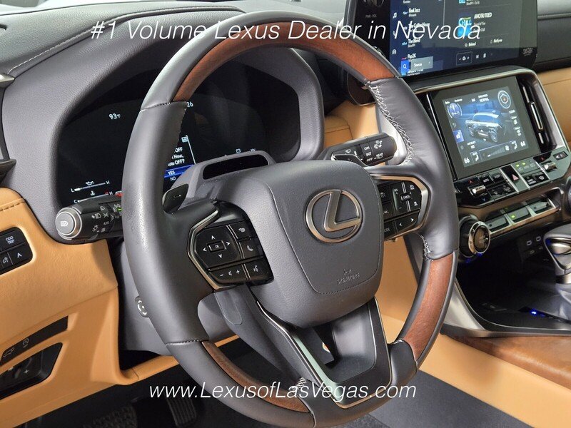New 2026 Eminent White Pearl Lexus LUXURY image 17