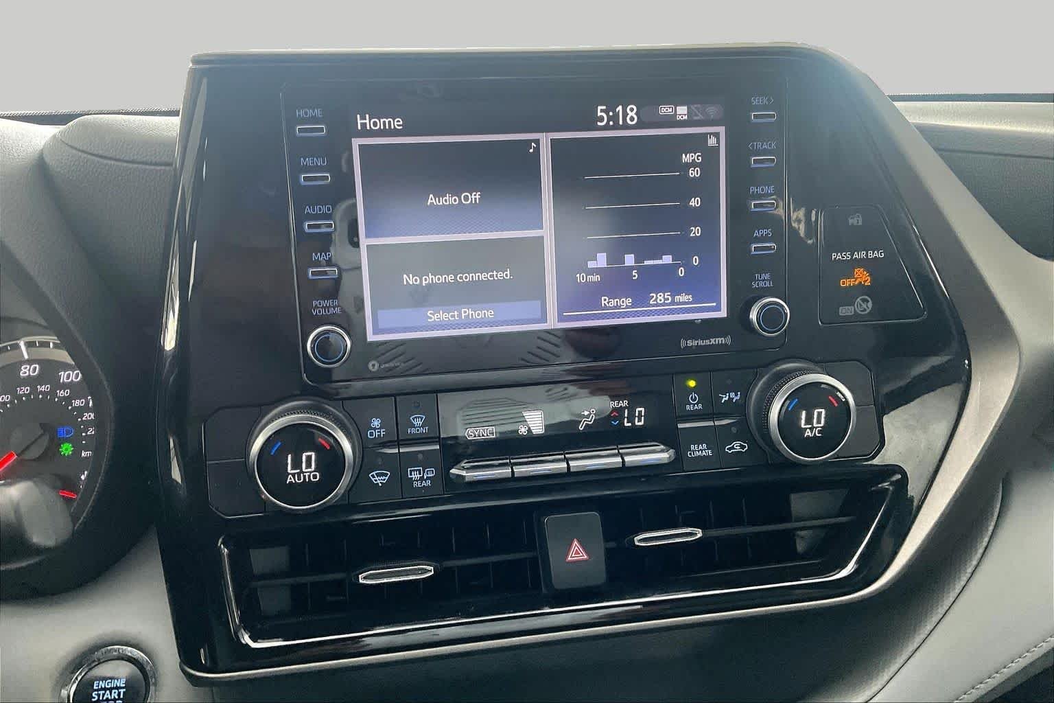 2022 Toyota Highlander L - Photo 7