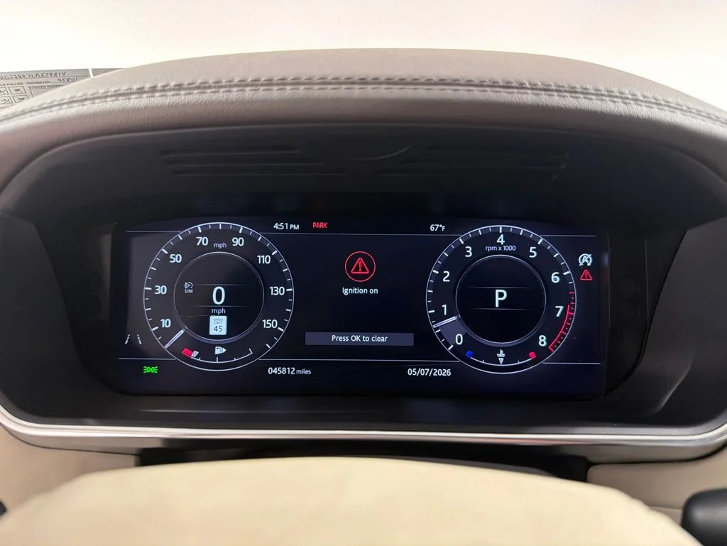 Used 2020  Land Rover HSE image 15