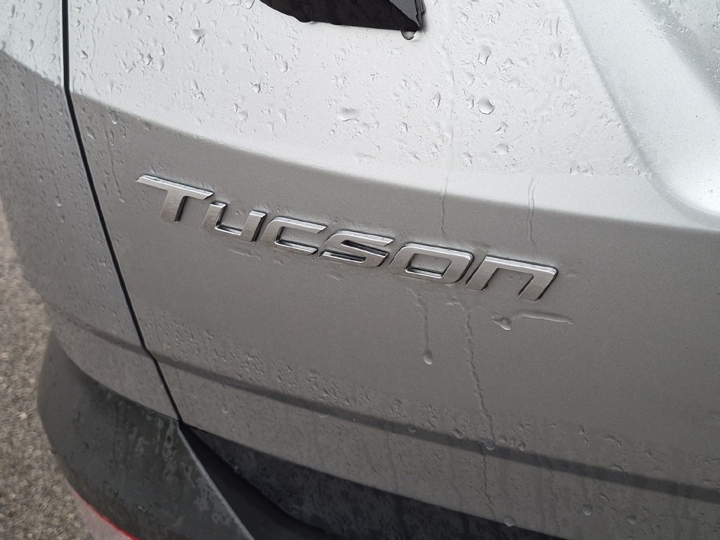 Used 2024 Silver Hyundai SE image 26