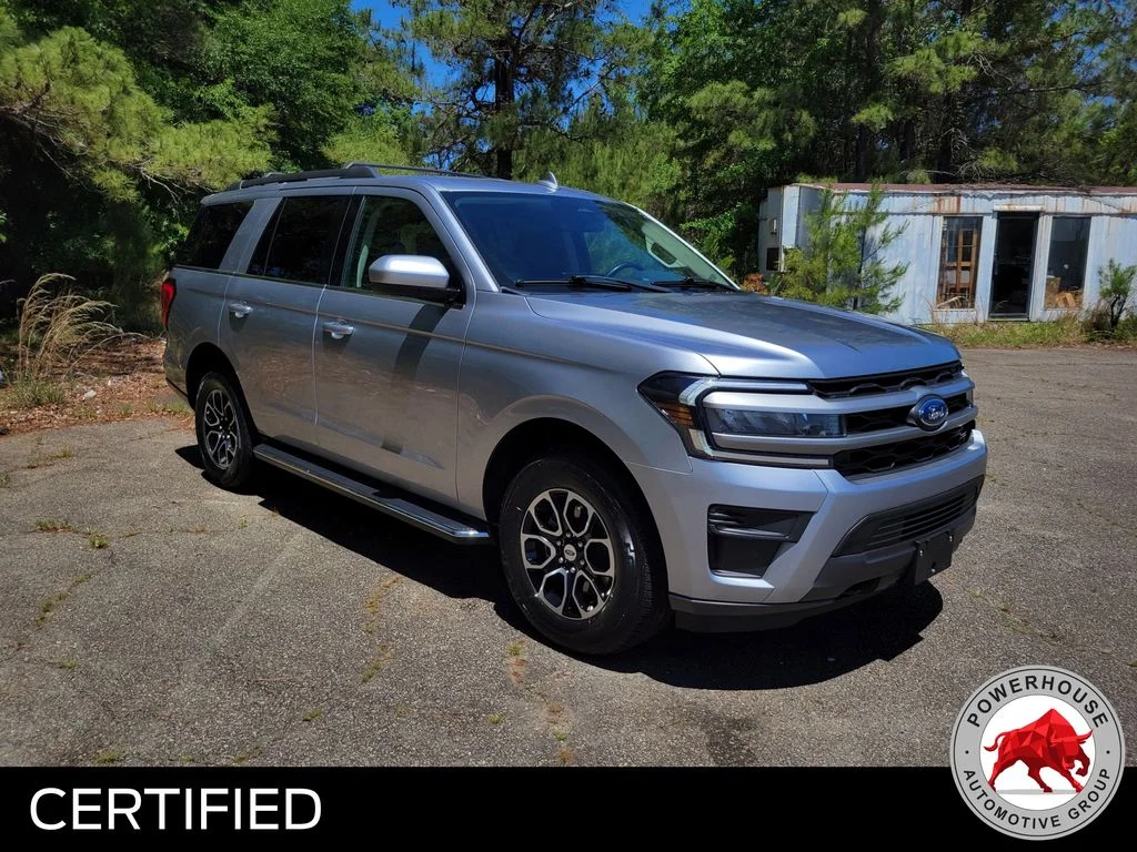 Used 2023 Silver Ford XLT image 9