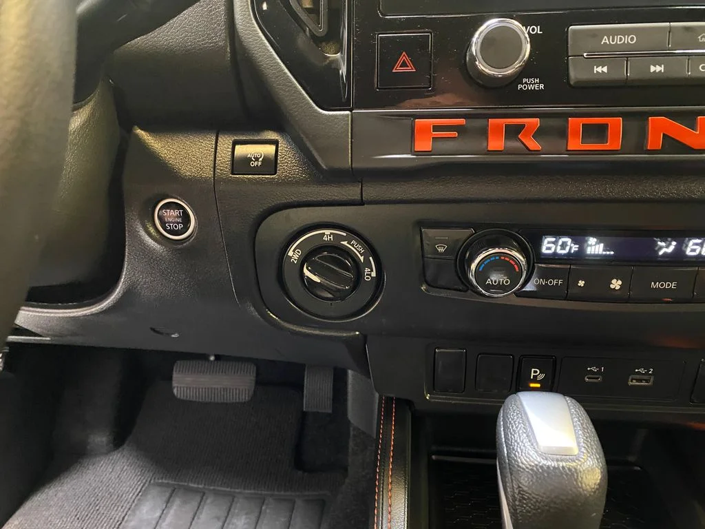 Used 2025 Green Nissan PRO-4X image 42