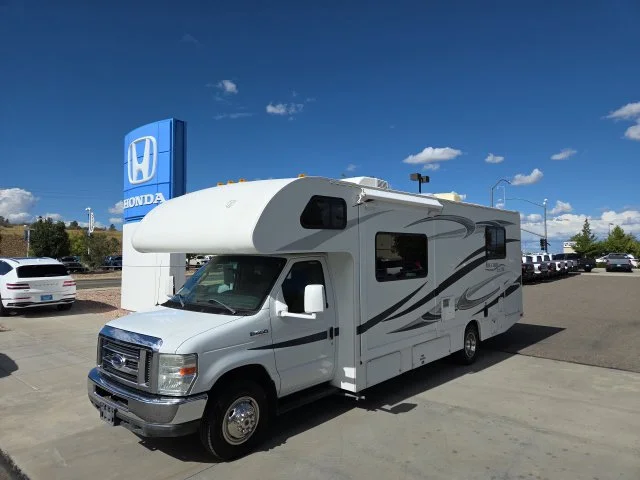 Used 2013 White Ford Base image 1