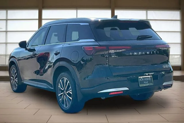 New 2027 Black INFINITI LUXE image 12