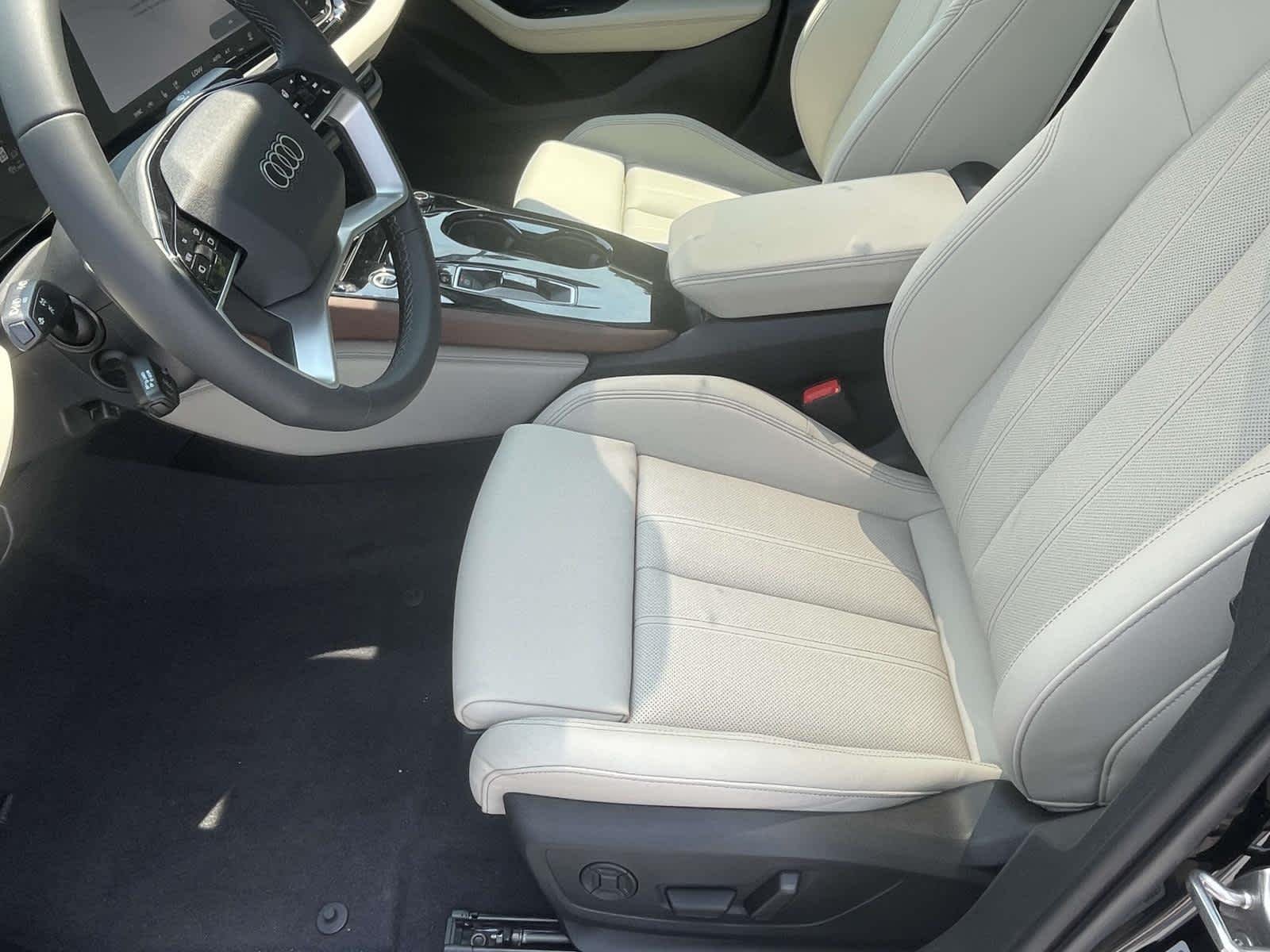 New 2026 0E0E/Black Audi Premium Plus image 16