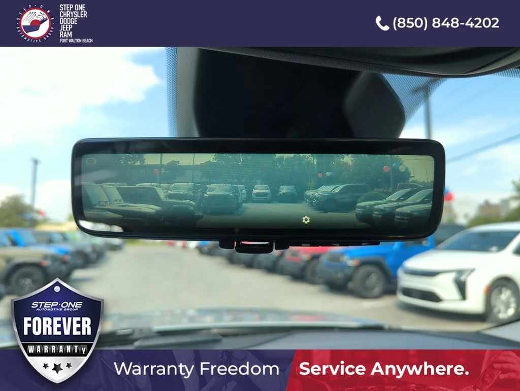 Used 2022 Silver Jeep 4xe image 26
