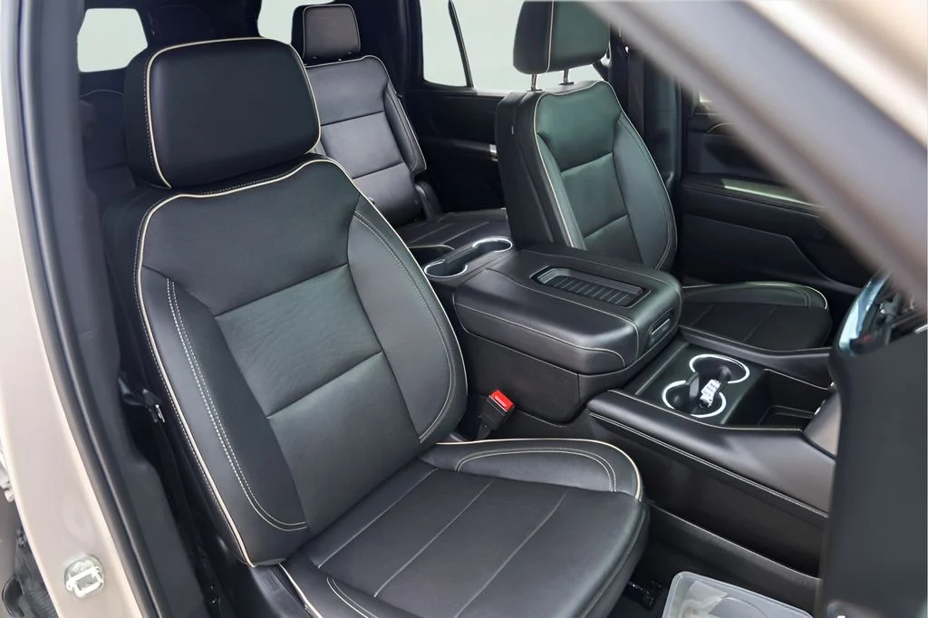 Used 2023 Beige Chevrolet Premier image 36