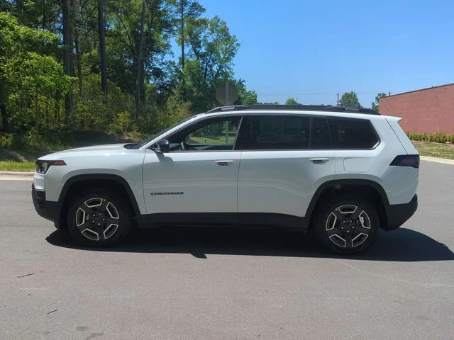 New 2026 Bright White Clear-Coat Exterior Paint Jeep Laredo image 10
