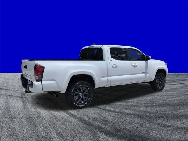 Used 2023 White Toyota SR5 image 9