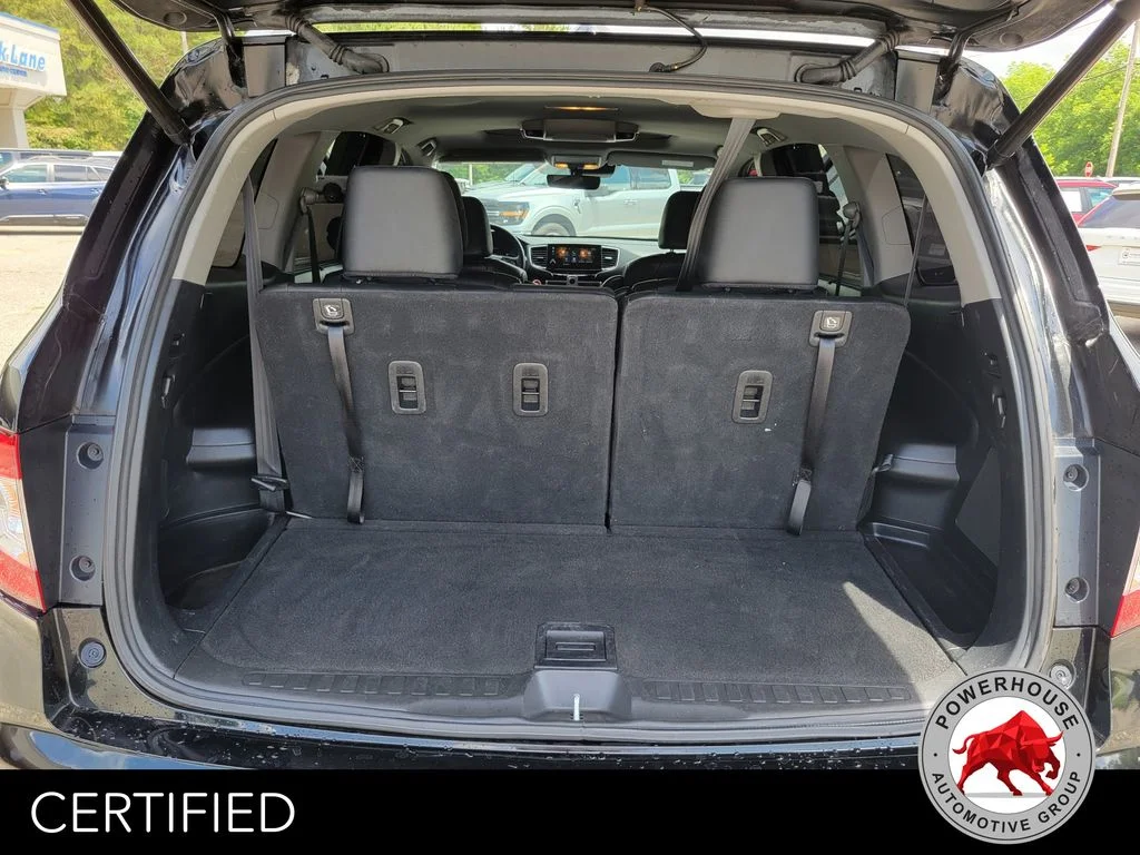 Used 2021  Honda Touring image 13