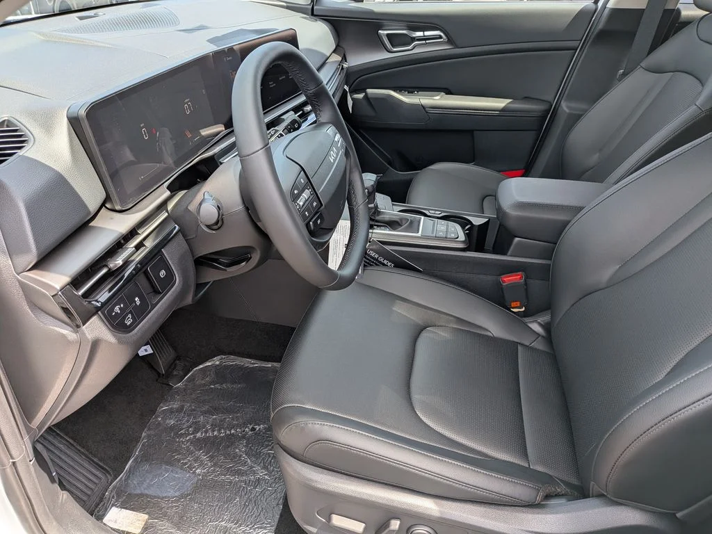 New 2026 White Pearl Kia EX image 46