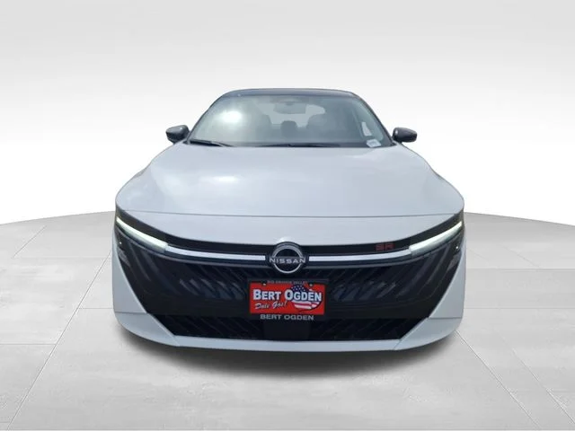 New 2027 Aspen White TriCoat / Super Black Two-tone Nissan SR Midnight Edition image 2
