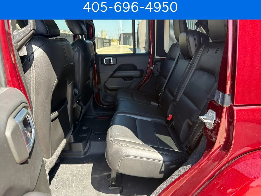 Pre-Owned 2022 Jeep Wrangler Unlimited Sahara Altitude