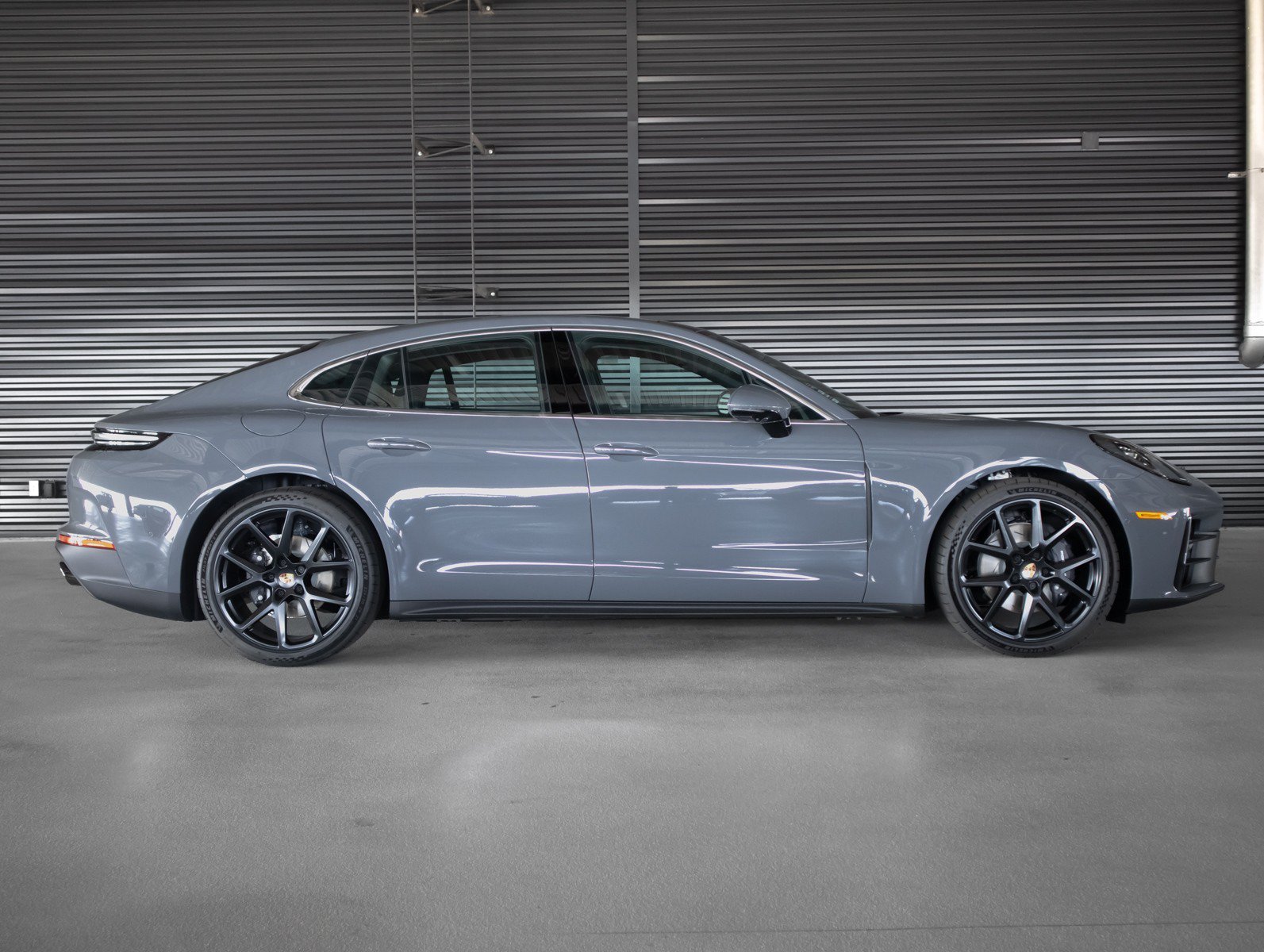 New 2026 Slate Grey Neo Porsche  image 11