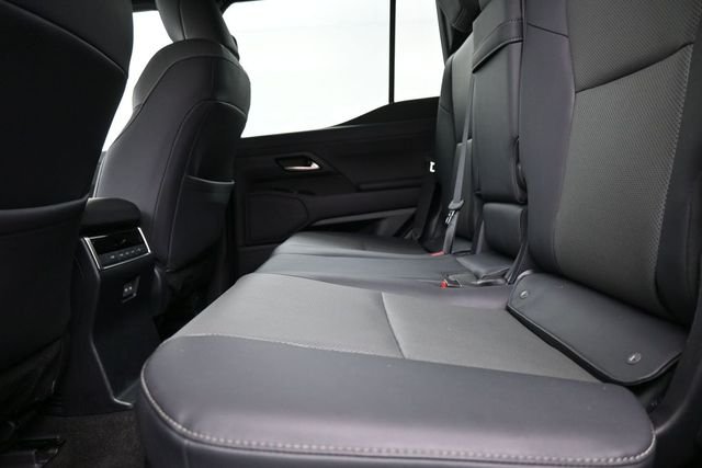Used 2024 White Lexus 550 Premium image 15