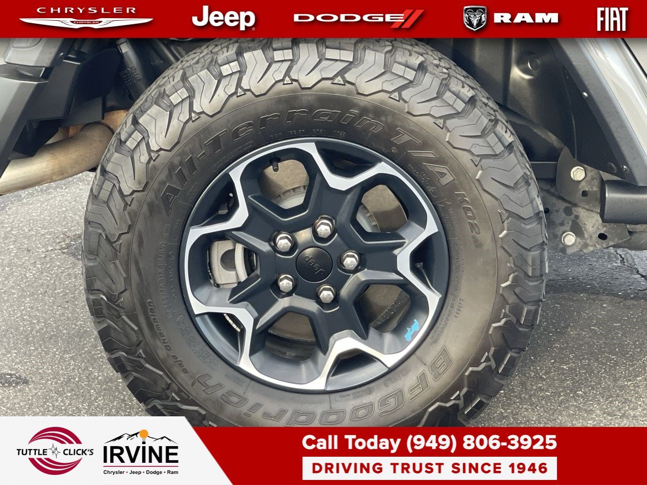 Used 2023 Sting-Gray Clearcoat Jeep Rubicon image 14